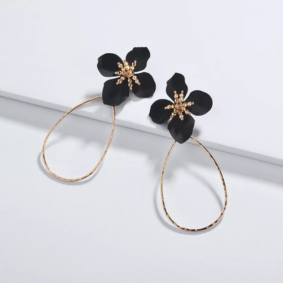 Anthropologie Jewelry - Anthropologie Black Floral Drop Earrings